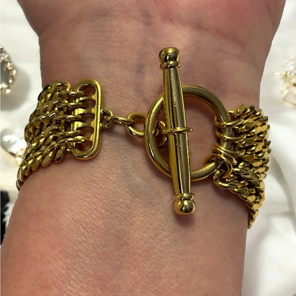 Gold Tone Thick Link Layered Toggle Bracelet 8” - Picture 2 of 5